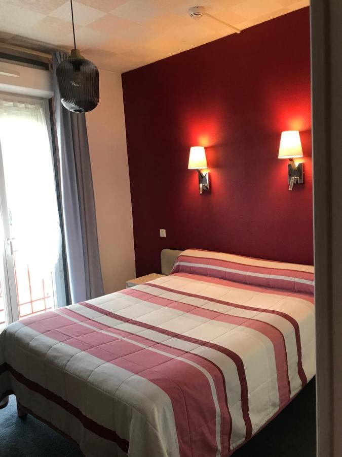 לורדה Hotel Ocean מראה חיצוני תמונה