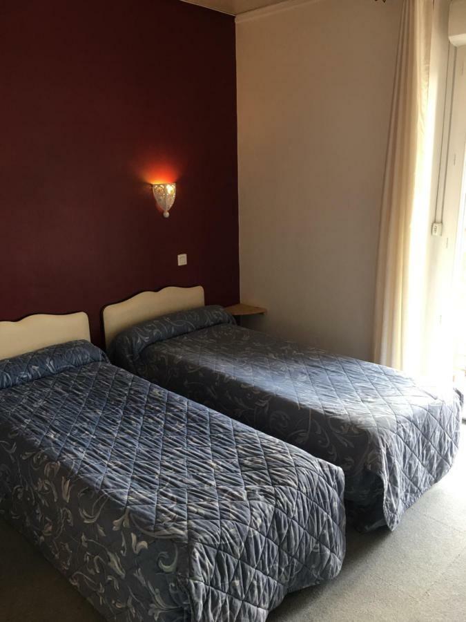 לורדה Hotel Ocean מראה חיצוני תמונה